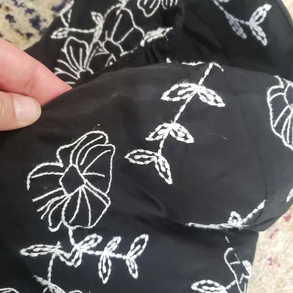White House Black Market Strapless Cotton Embroidered Summer Dress Size 6 - Picture 9 of 14